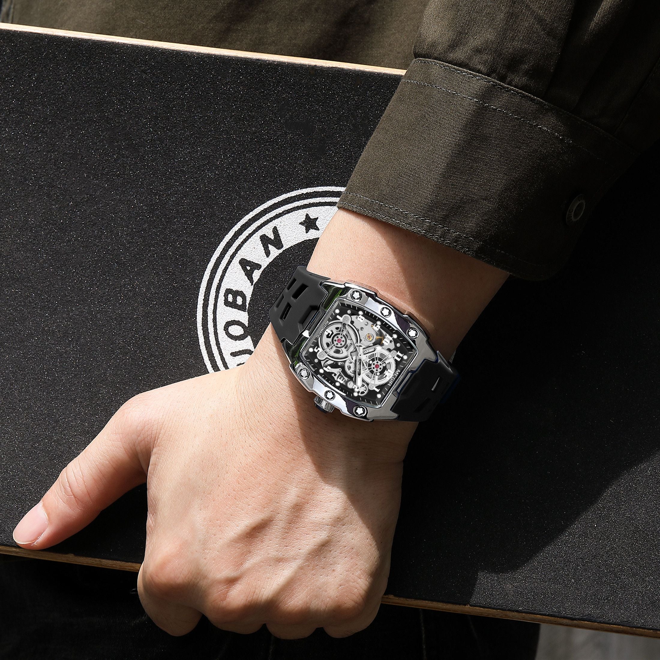 MEGIR New Men Watches Luxury Brand Automatic Mechanical Watch Skeleton Dial Silicone Strap Sports Casual Wristwatch Waterproof Clock Male Gift 8602