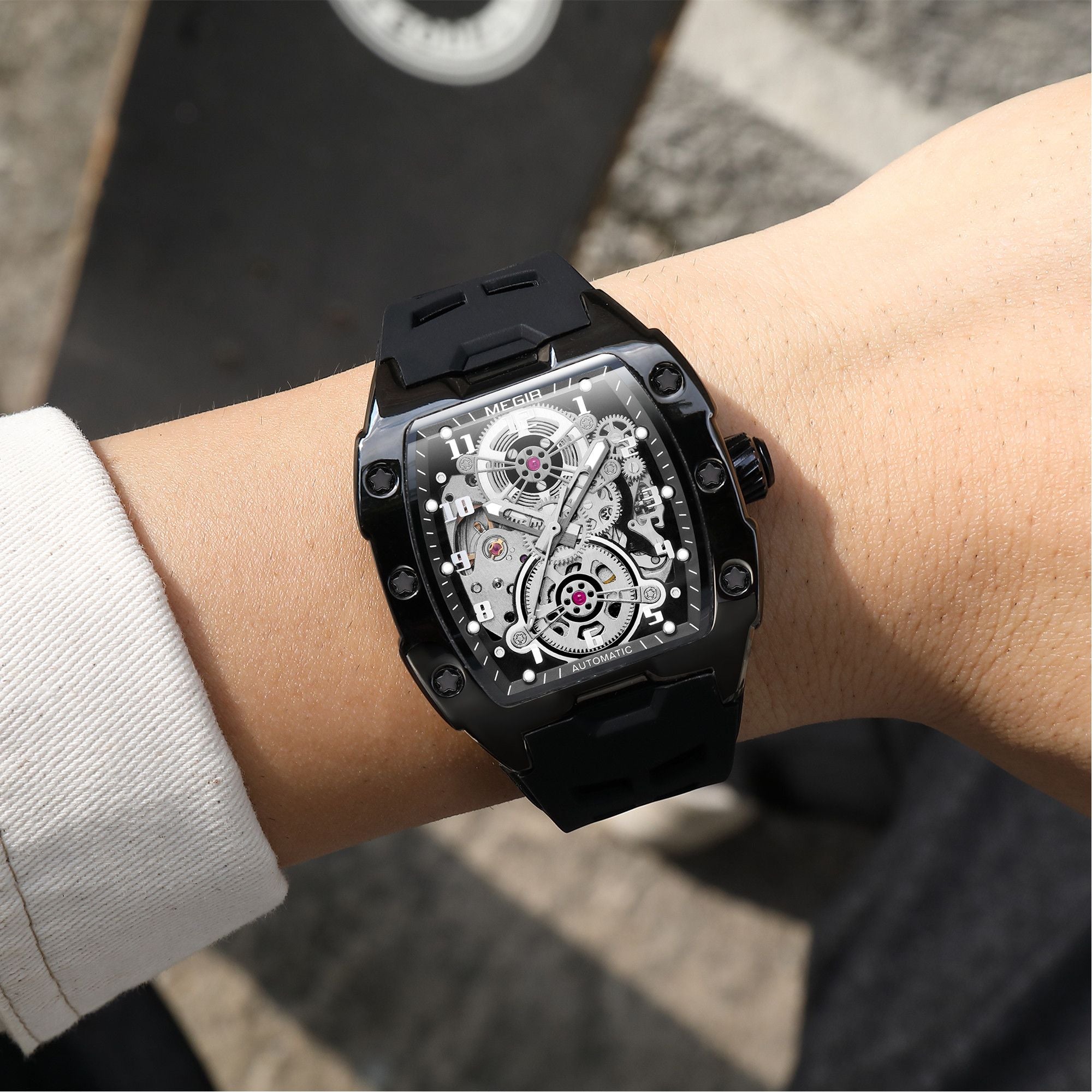 MEGIR New Men Watches Luxury Brand Automatic Mechanical Watch Skeleton Dial Silicone Strap Sports Casual Wristwatch Waterproof Clock Male Gift 8602