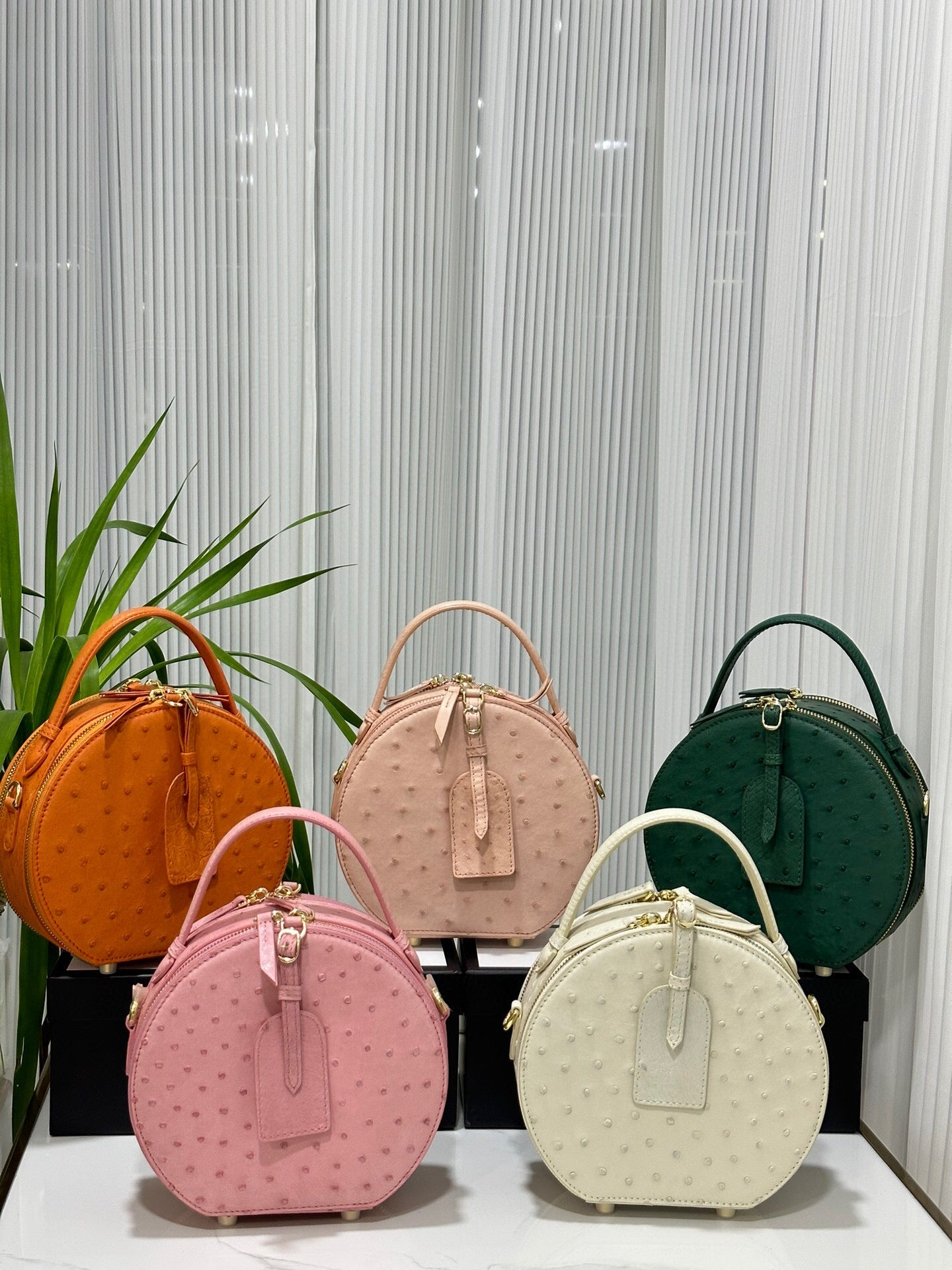 Womens  Ostrich Skin Leather Apple Phone Handle Bag