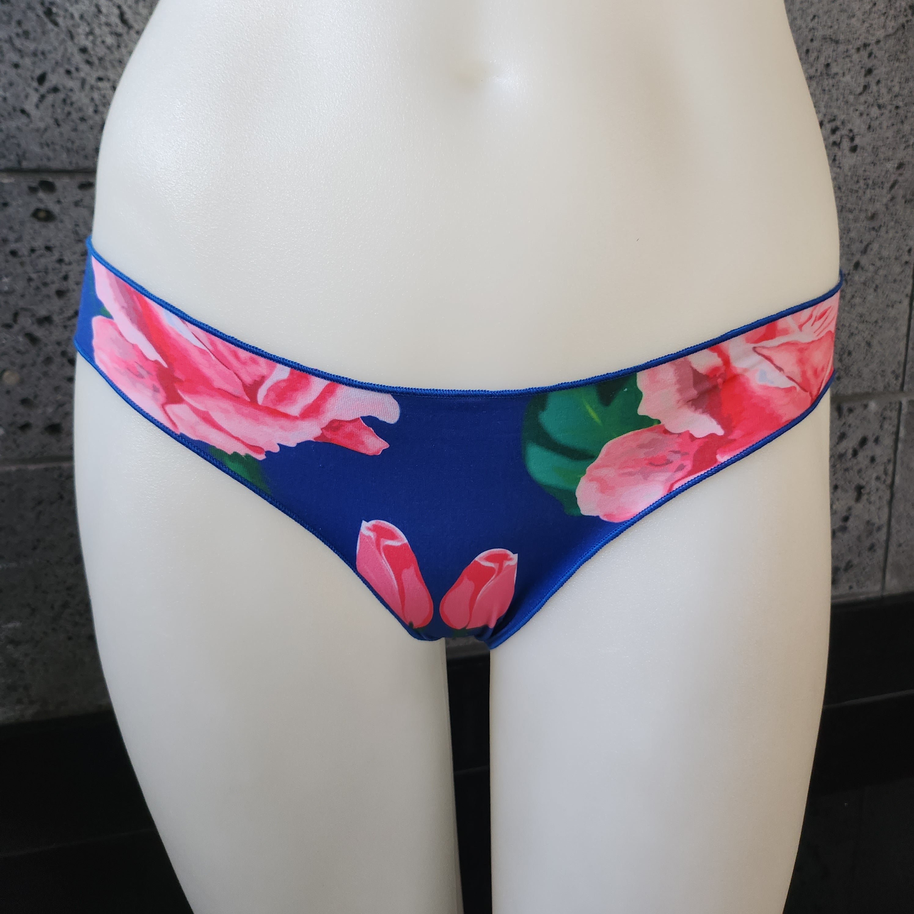 Loco Boutique Roses Cinched Back Swim Bottom-3