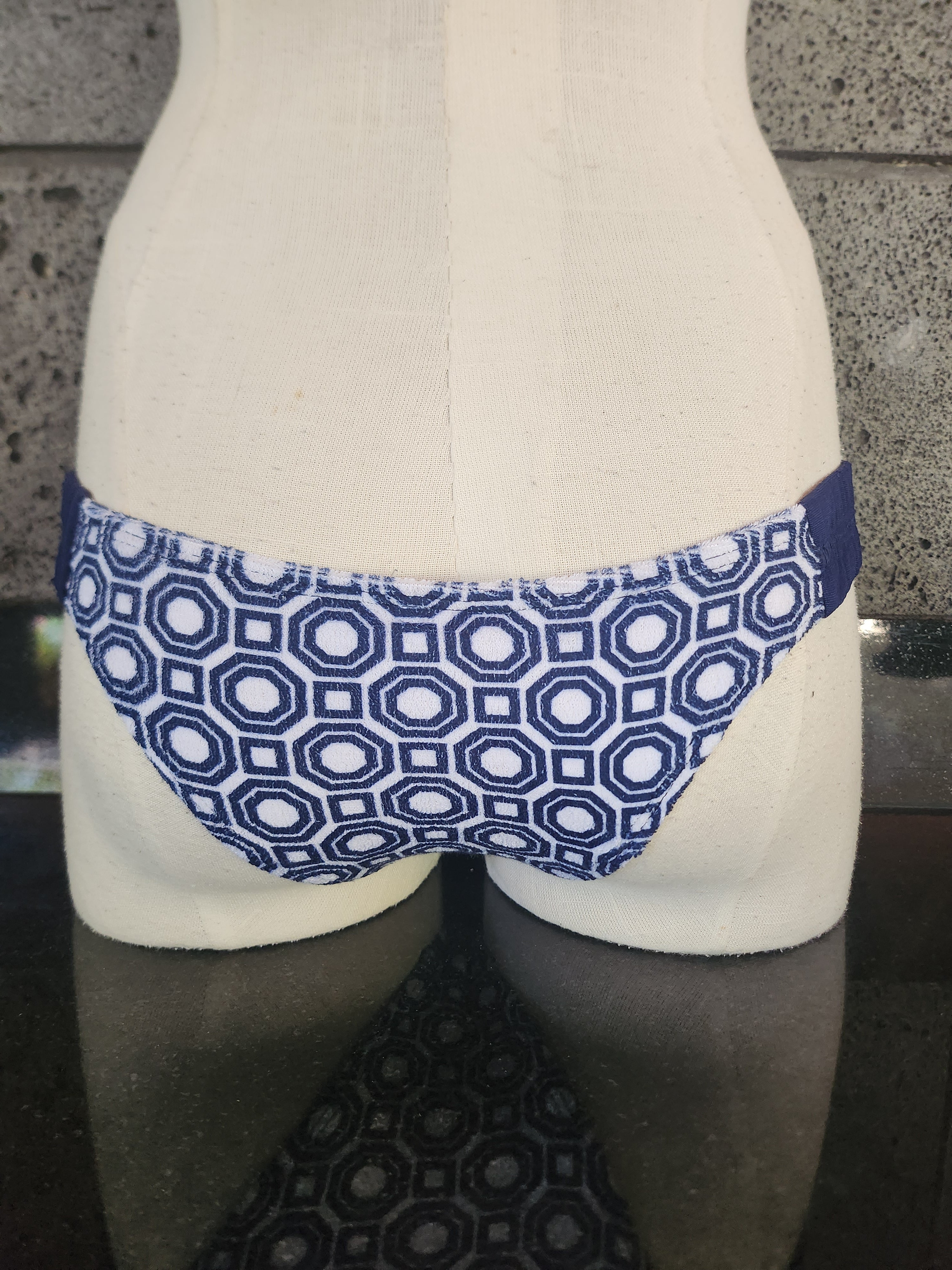 Loco Boutique Geo Brazilian Cut Bottom-1