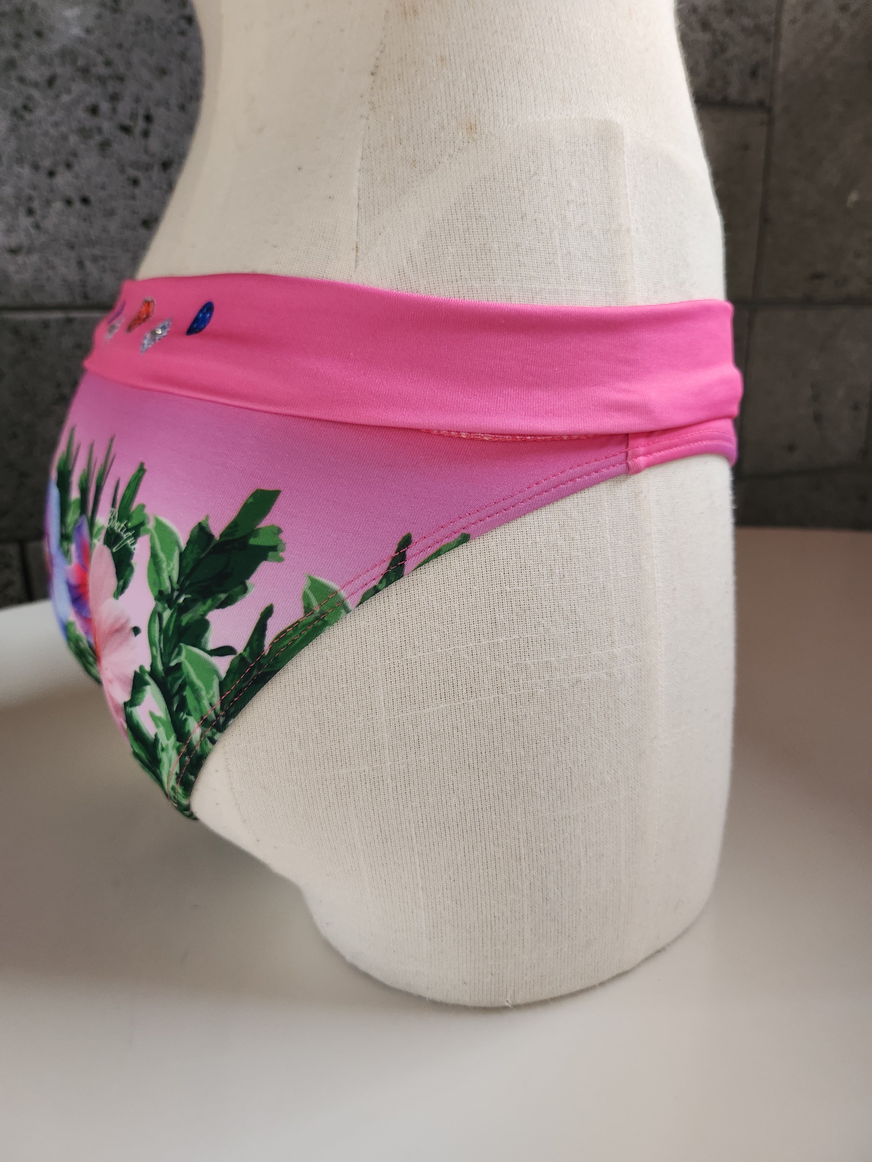 Loco Boutique Gem Folded Over