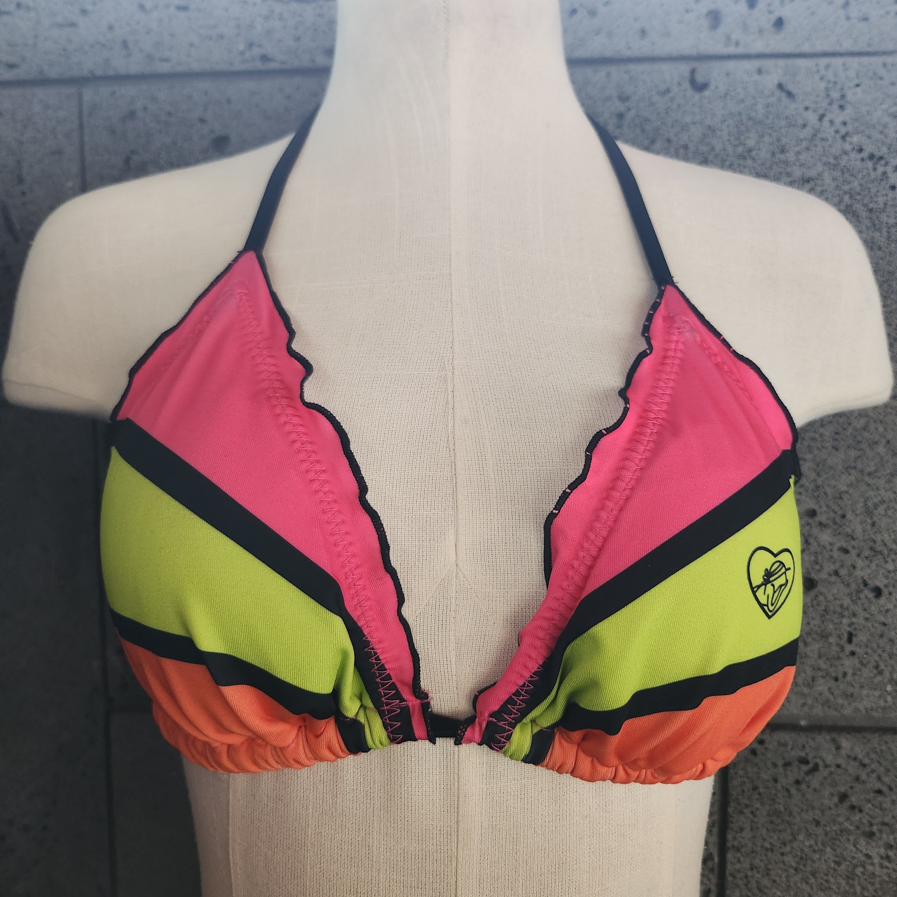 Loco Boutique Color Blocking Ruffle Sliding Triangle