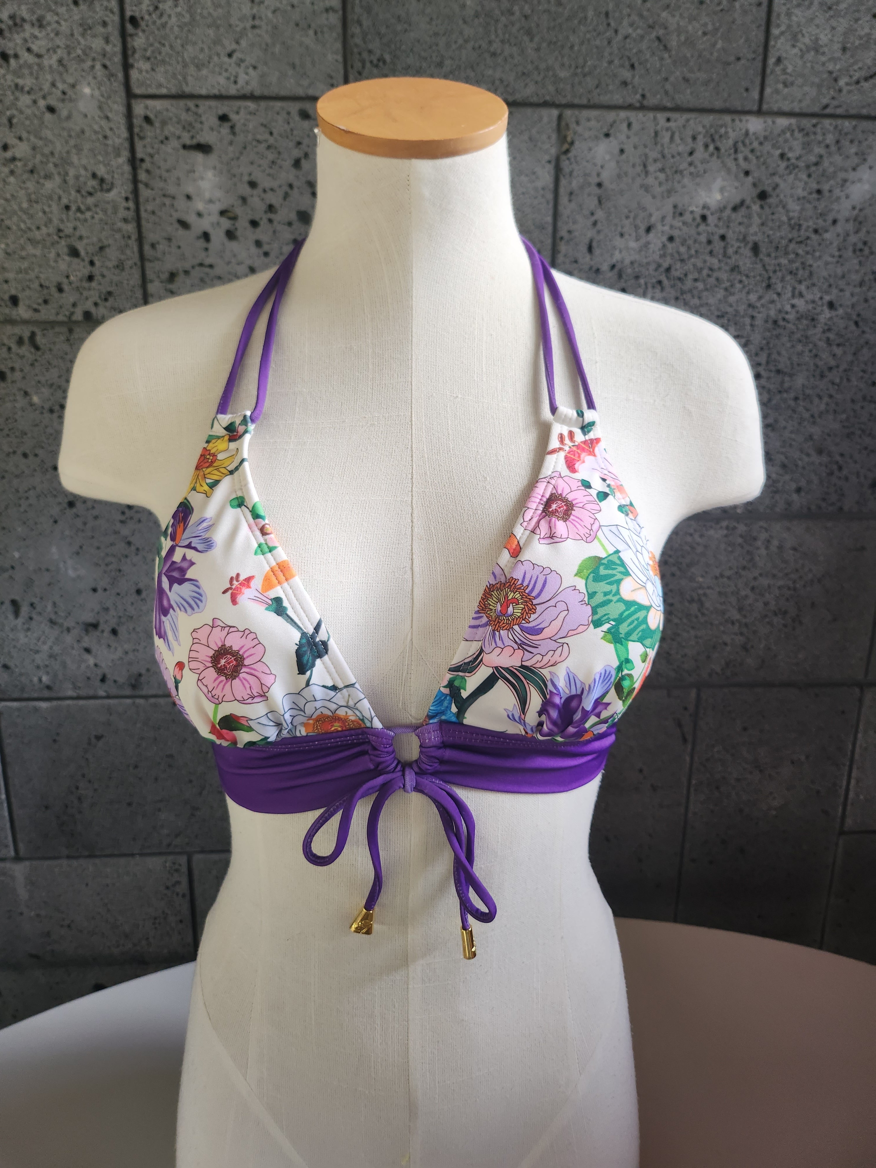 Loco Boutique Garden of Eden Keyhole Front Banded Chest-0