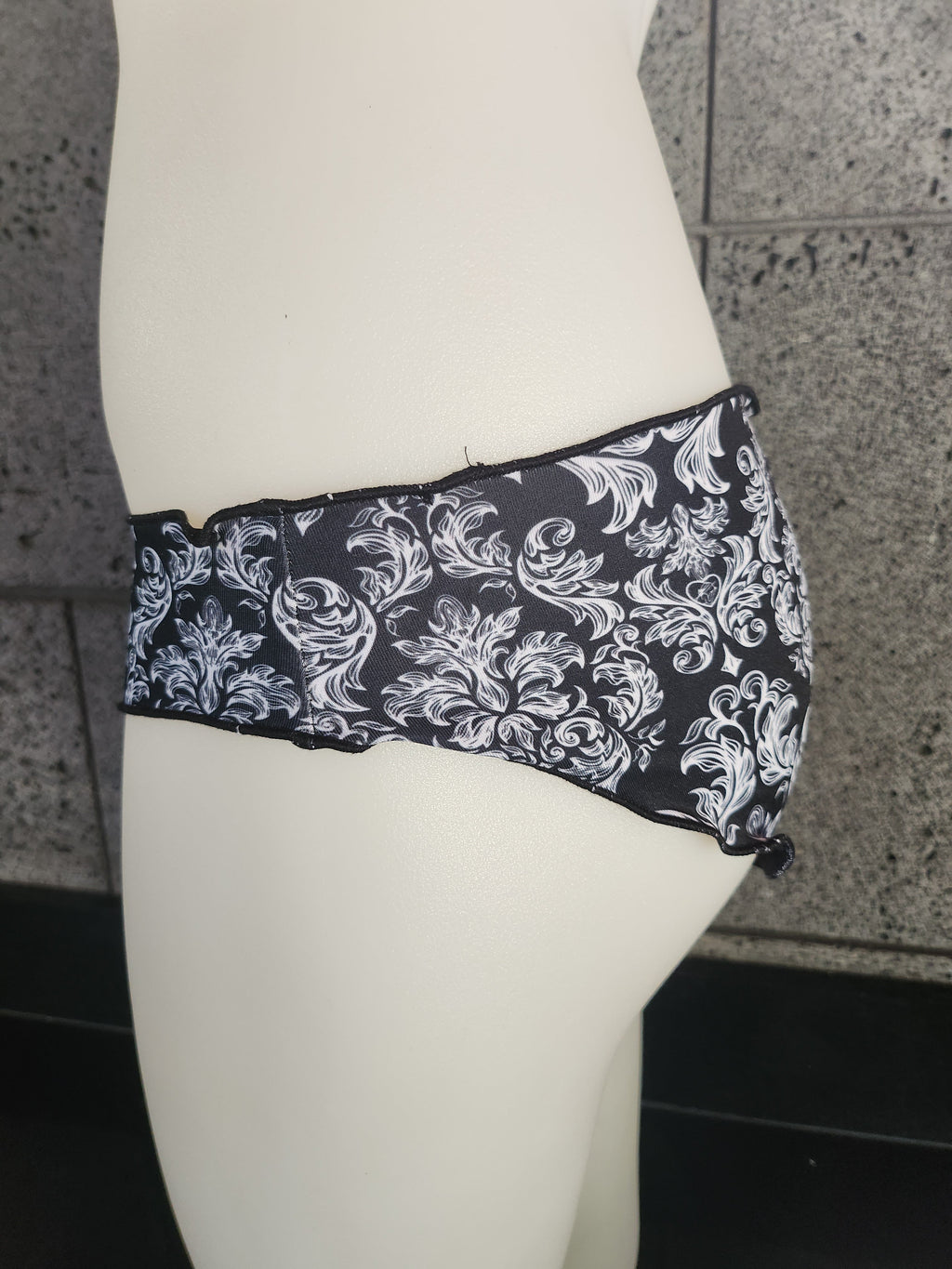 Loco Boutique Damask Low-Rise Edgeless-2