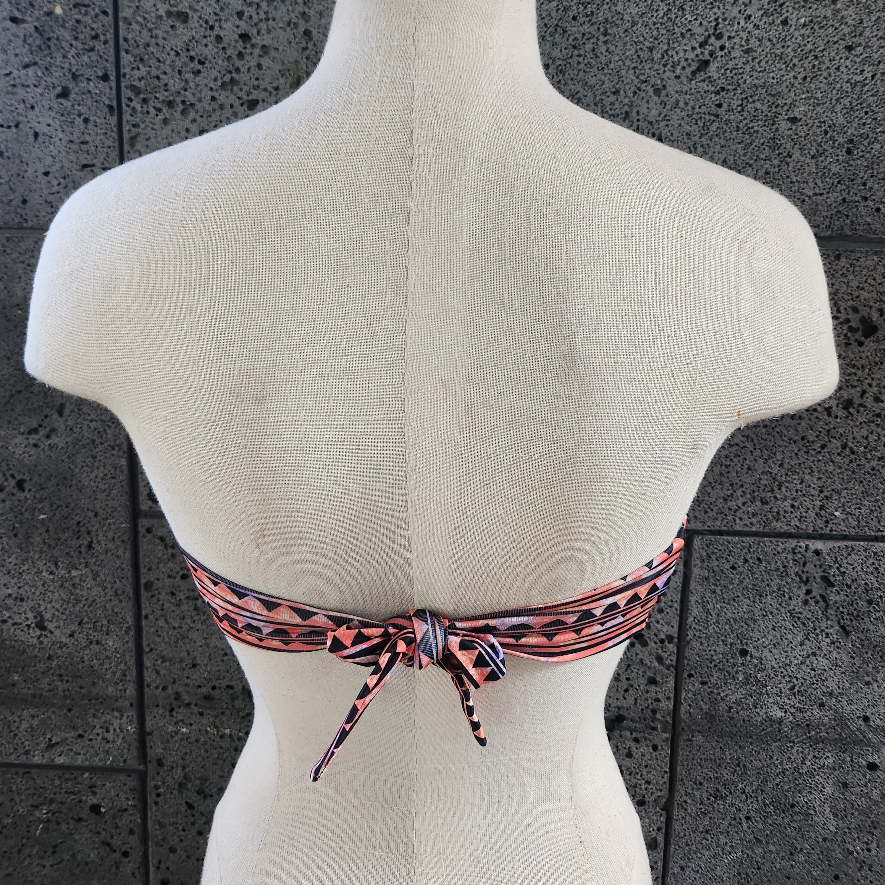 Loco Boutique Equalizer Twisted Bandeau