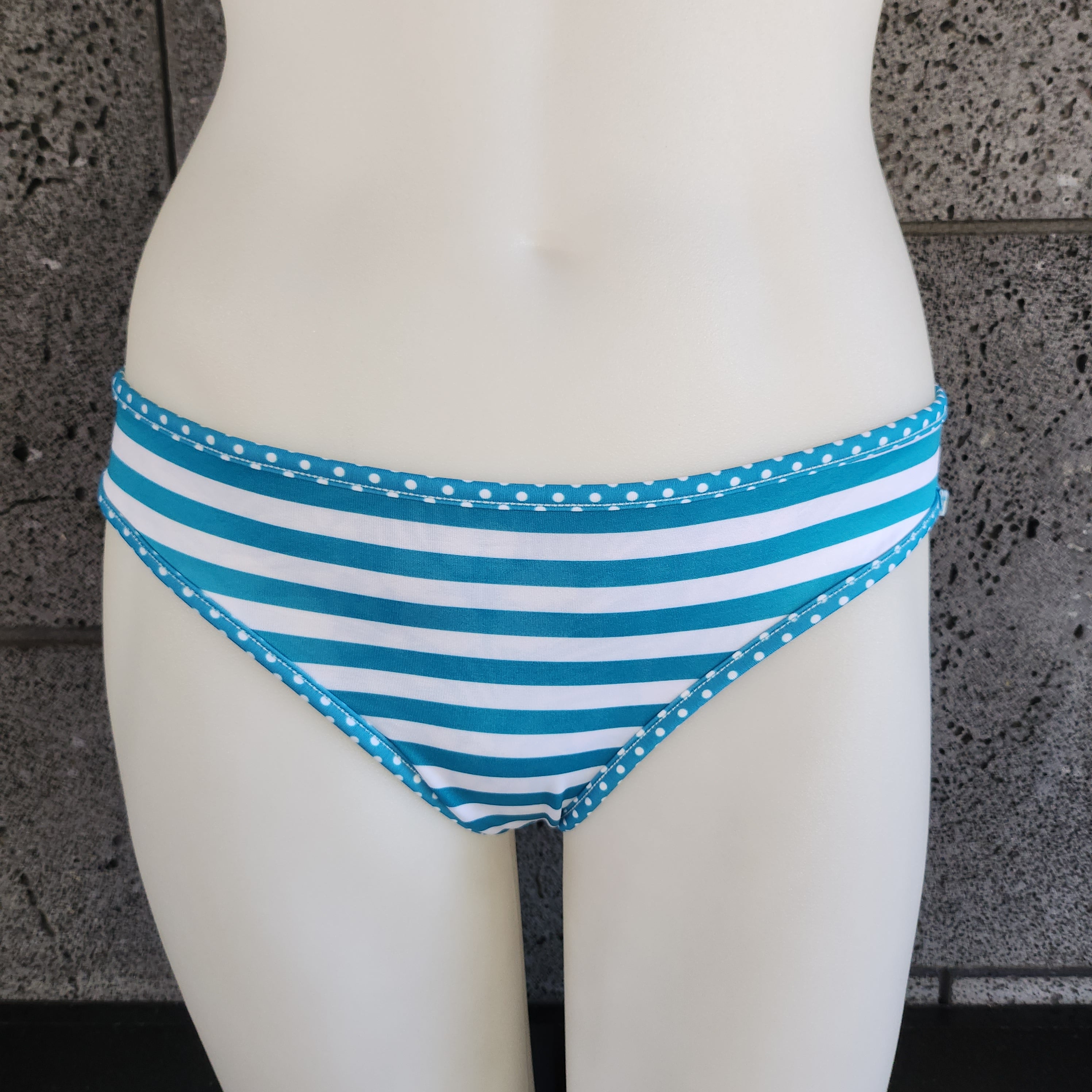 Loco Boutique Silence Reversible Bottom-5