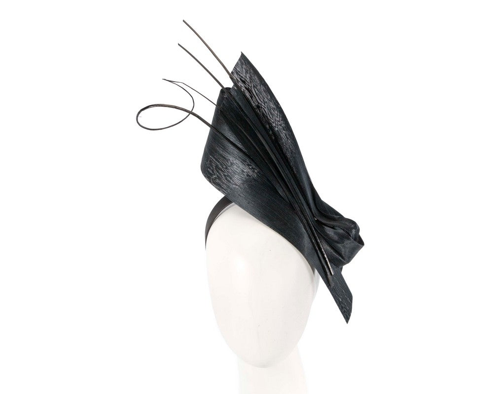Edgy black fascinator by Fillies Collection-0