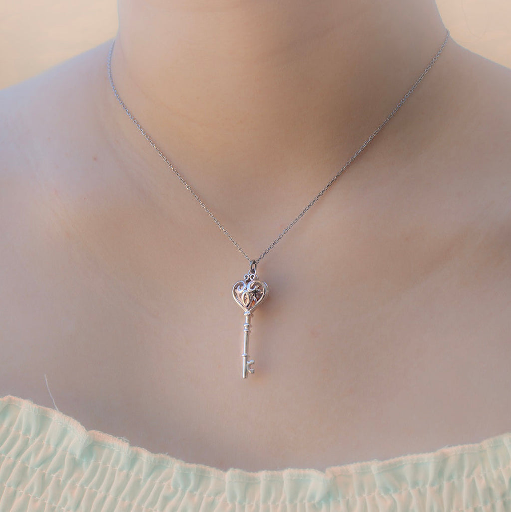 NNEDSZ Gift Box - Key White Gold + Purify Oil Blend