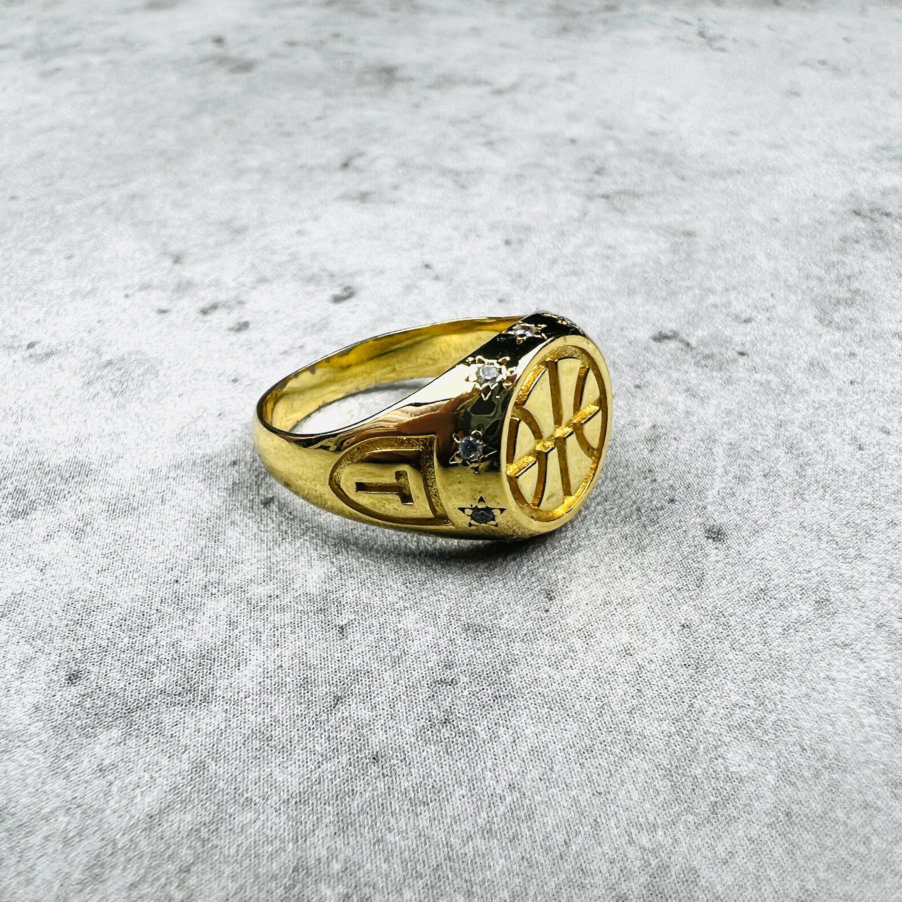 Dunk Signet Ring