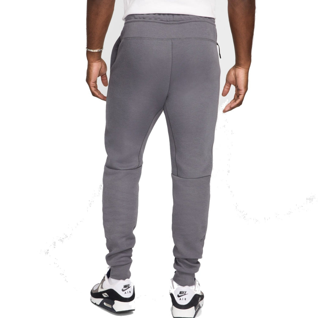 Tottenham Hotspur Tech Fleece presentation tracksuit 2024/25 - Nike-4