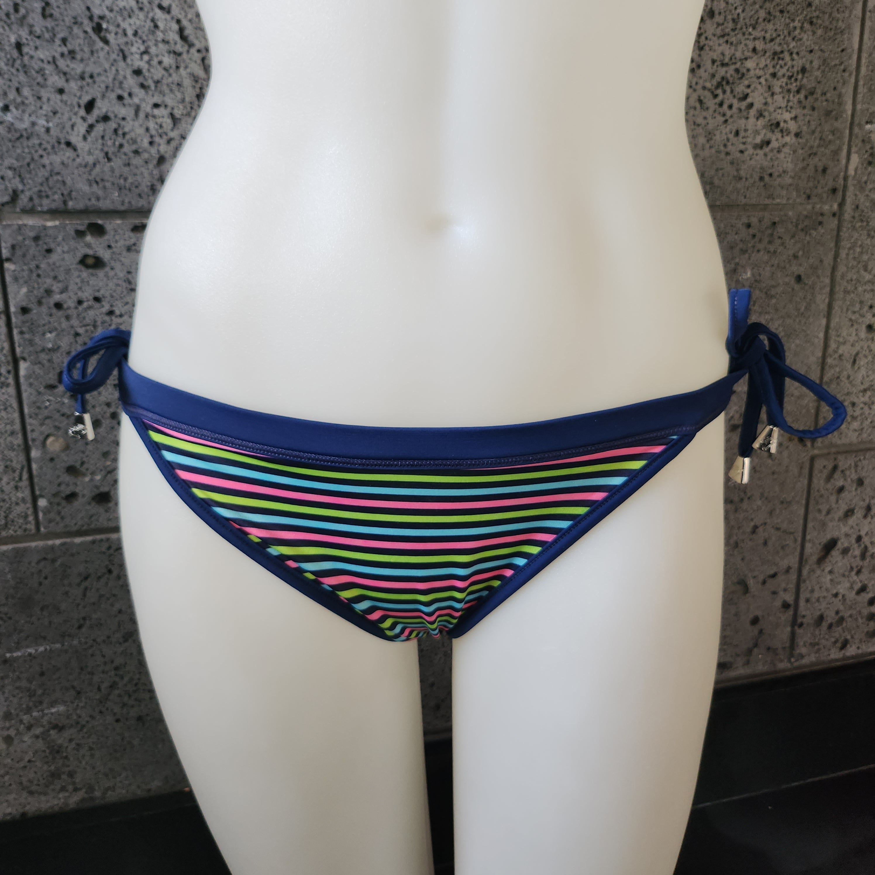 Loco Boutique Blue Flower Reversible Banded Waist-3